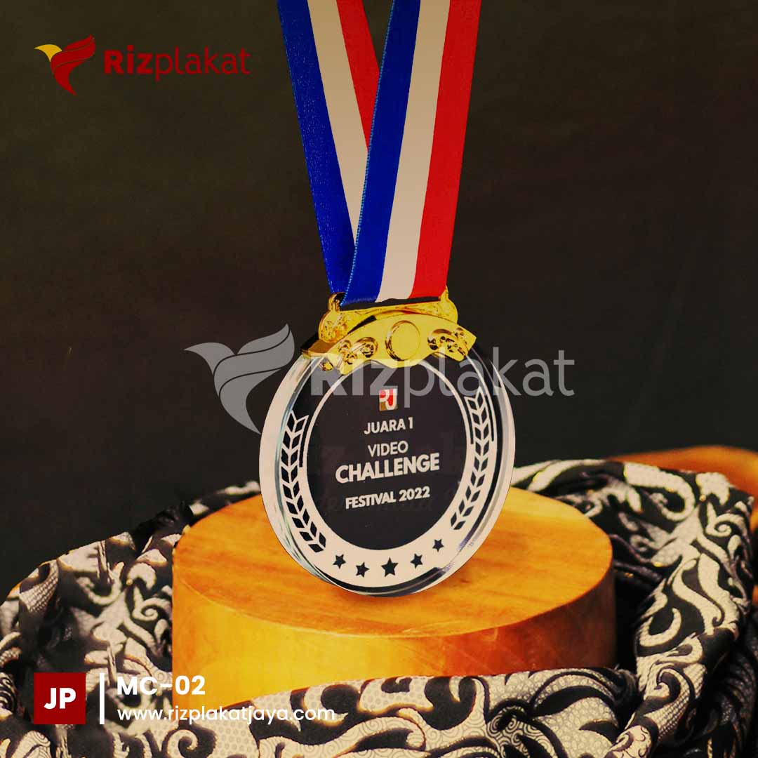 Medali Kristal Video Competition