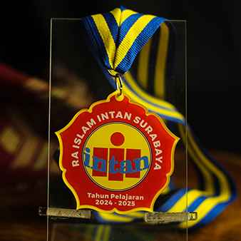 medali wisuda 1