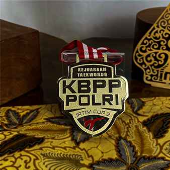 medali pemerintah1